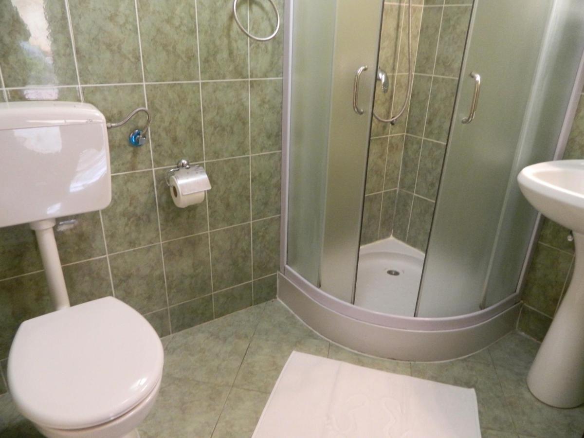 Apartments Vila Vanda Poreč Eksteriør billede