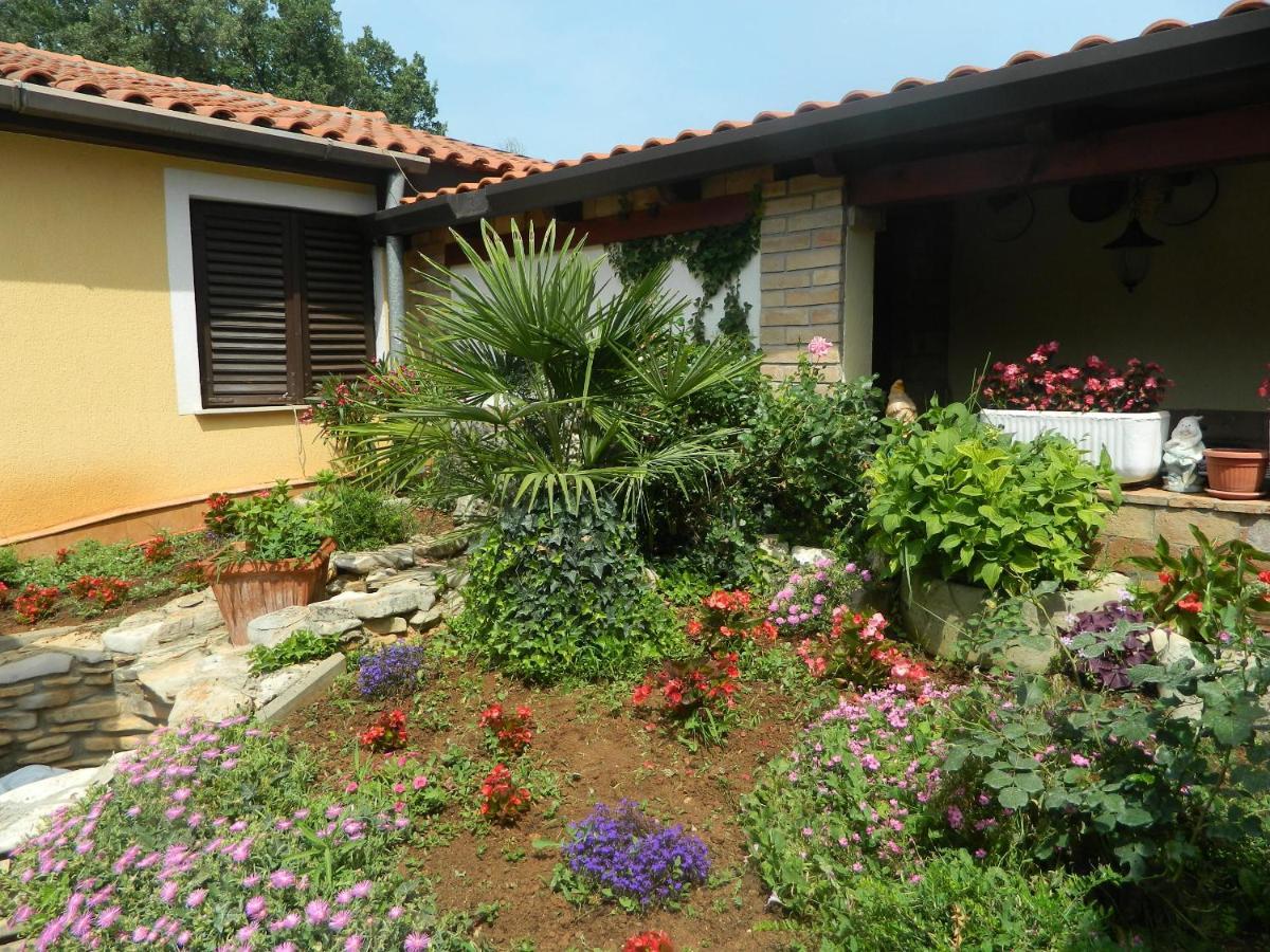 Apartments Vila Vanda Poreč Eksteriør billede