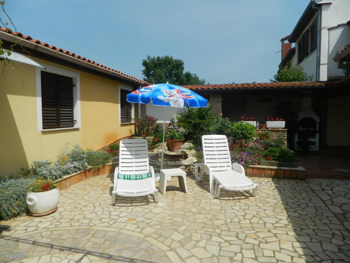 Apartments Vila Vanda Poreč Eksteriør billede